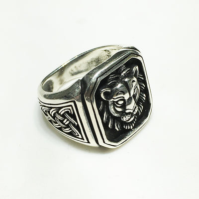 Antique-Finish Framed Lion Visage Ring (Silver) - Lucky Diamond