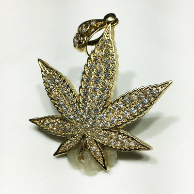 Iced-Out Marijuana Leaf Pendant 10K - Lucky Diamond